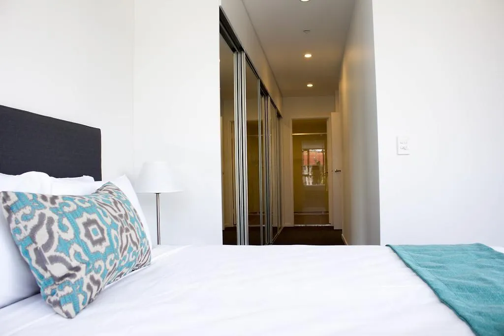 גולד קוסט Synergy Broadbeach - Official