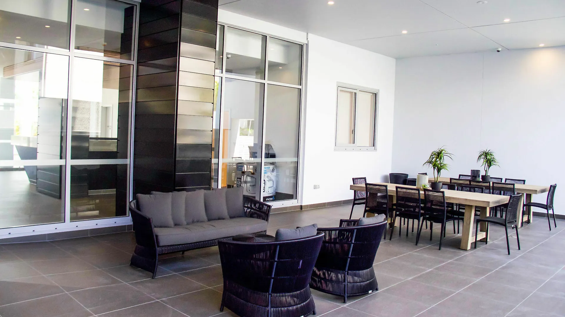 Synergy Broadbeach - Official Gold Coast