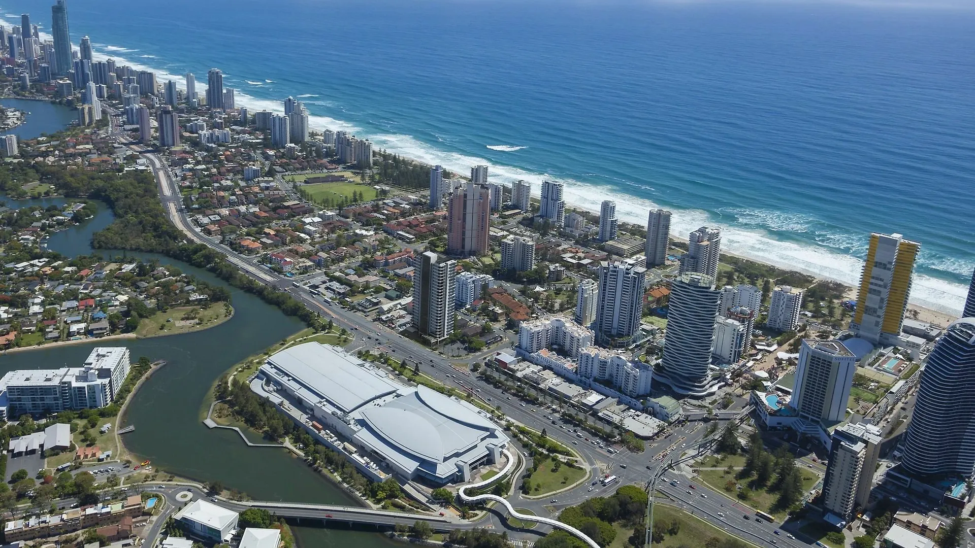 Synergy Broadbeach - Official Gold Coast